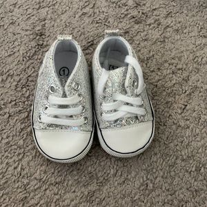 Silver converse